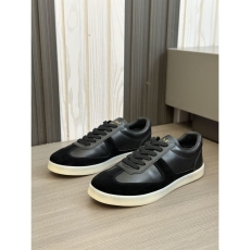 Prada Low Shoes